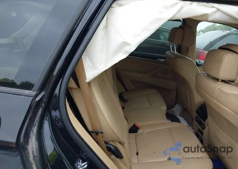 2008 BMW X5 3.0Si from USA, damaged, VIN 5UXFE43528L028577